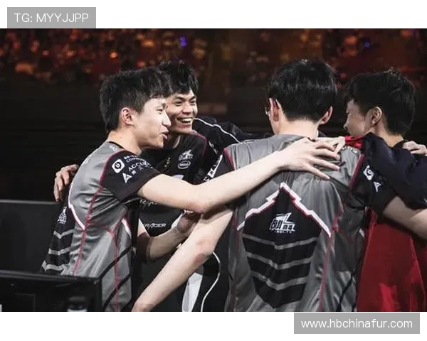 英雄联盟深度解析：揭秘WE战队默契配合与战术策略的成功之道