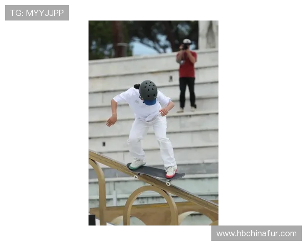 重庆滑板队在滑板精英赛中的拼搏历程与荣耀时刻分享